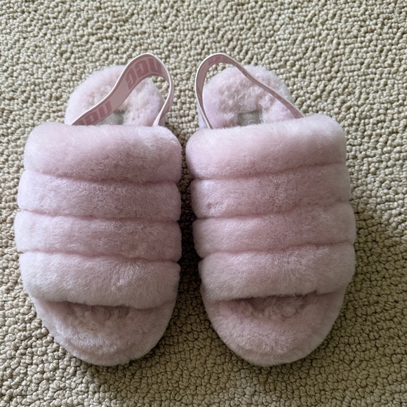 UGG Pink Fluffy Slippers - Picture 1 of 5